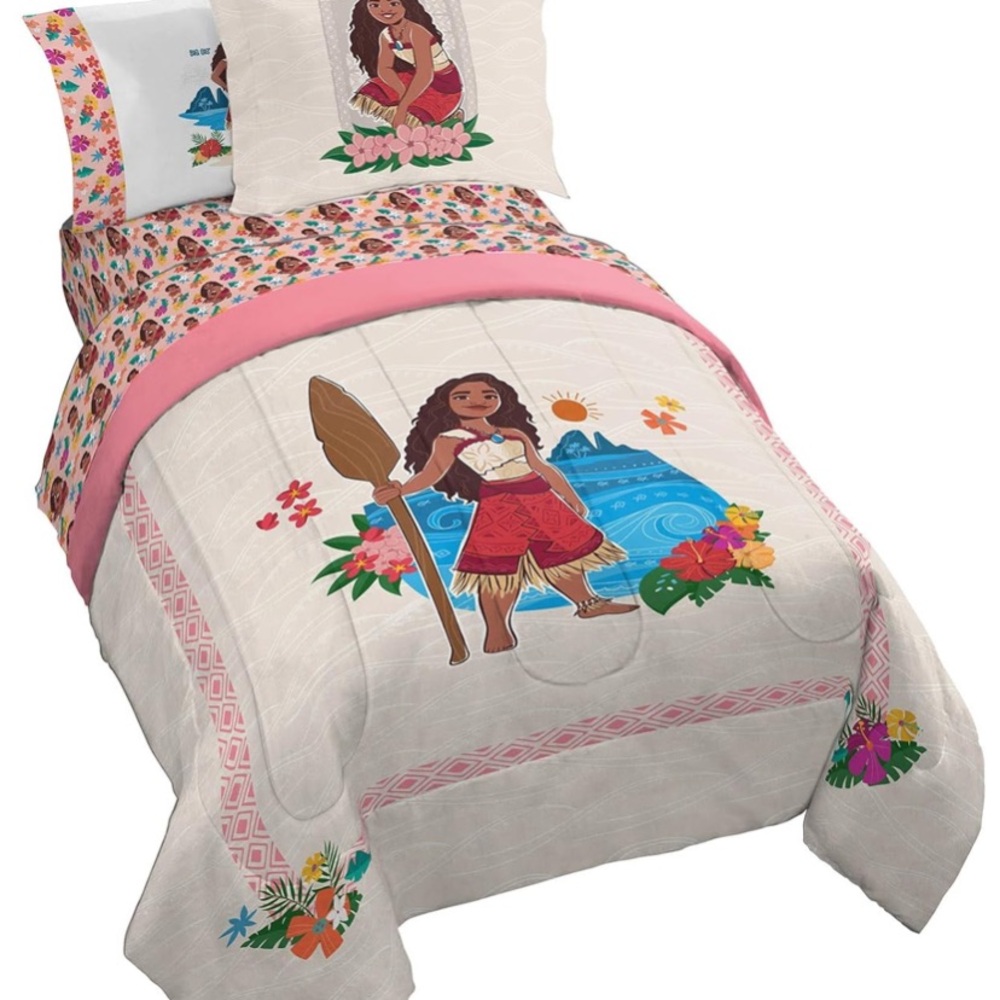 Jay Franco Disney Moana Twin Comforter Set - 5 Piece Bedding .